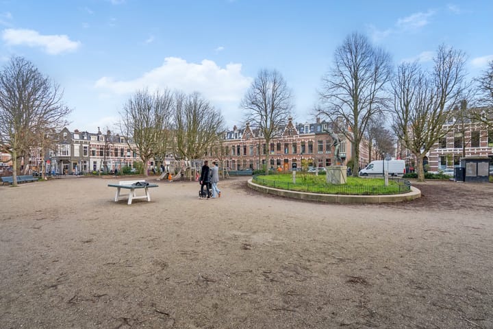 Photo 2 of De Perponcherstraat 57-A