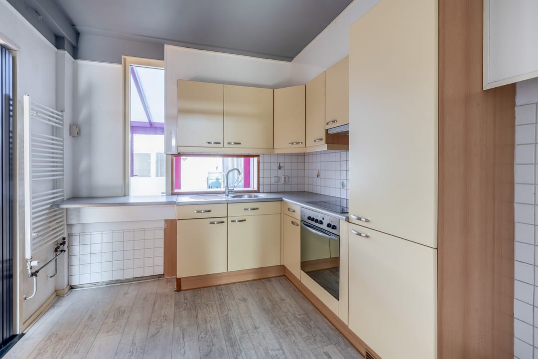 Spacious corner house with conservatory and solar panels in Axel — 13