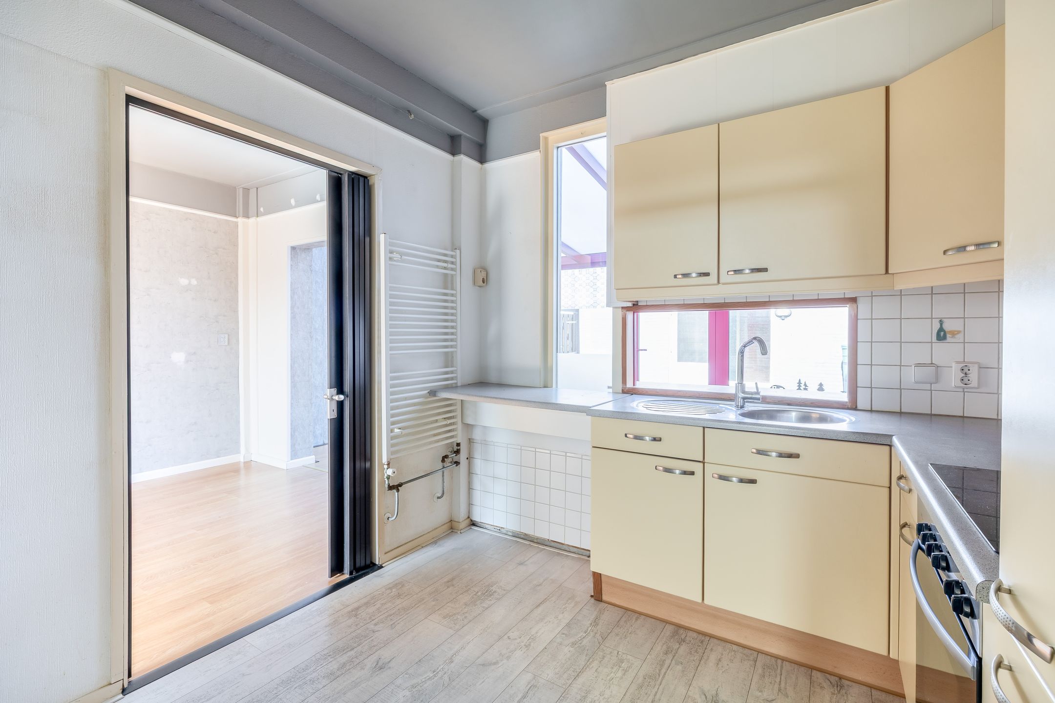 Spacious corner house with conservatory and solar panels in Axel — 15