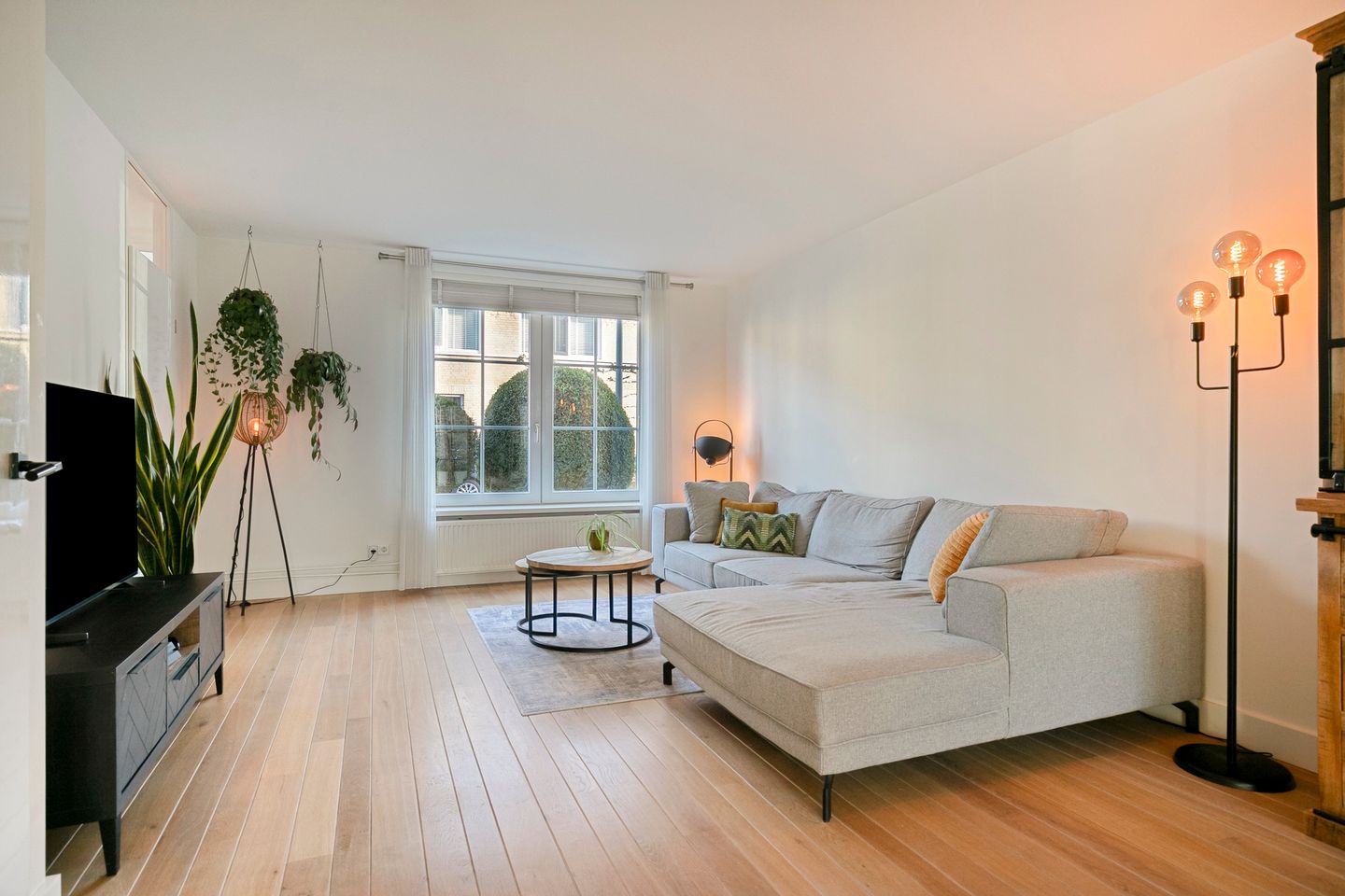 Photo 5 of Auvergnelaan 9