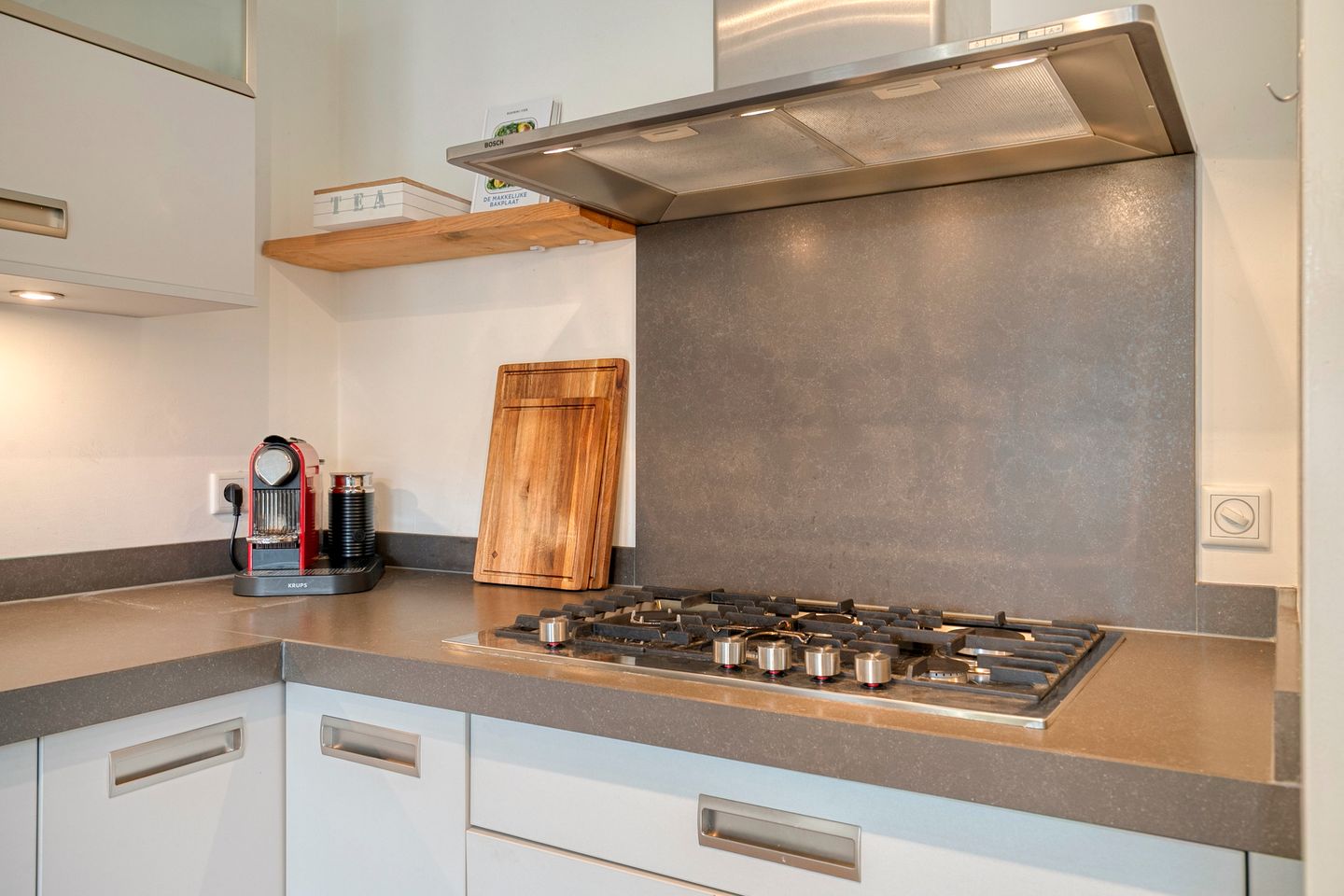 Photo 14 of Auvergnelaan 9