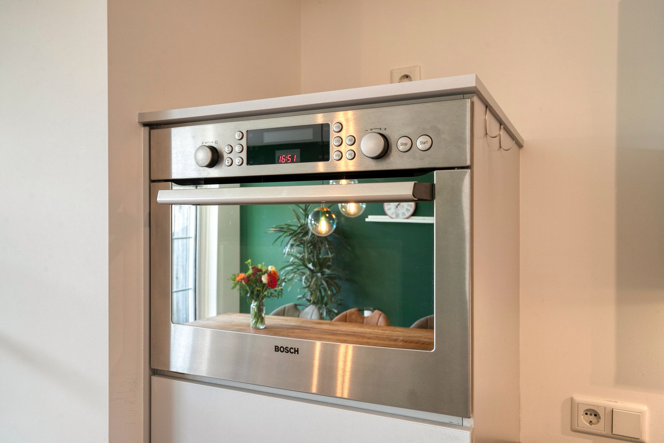 Photo 15 of Auvergnelaan 9