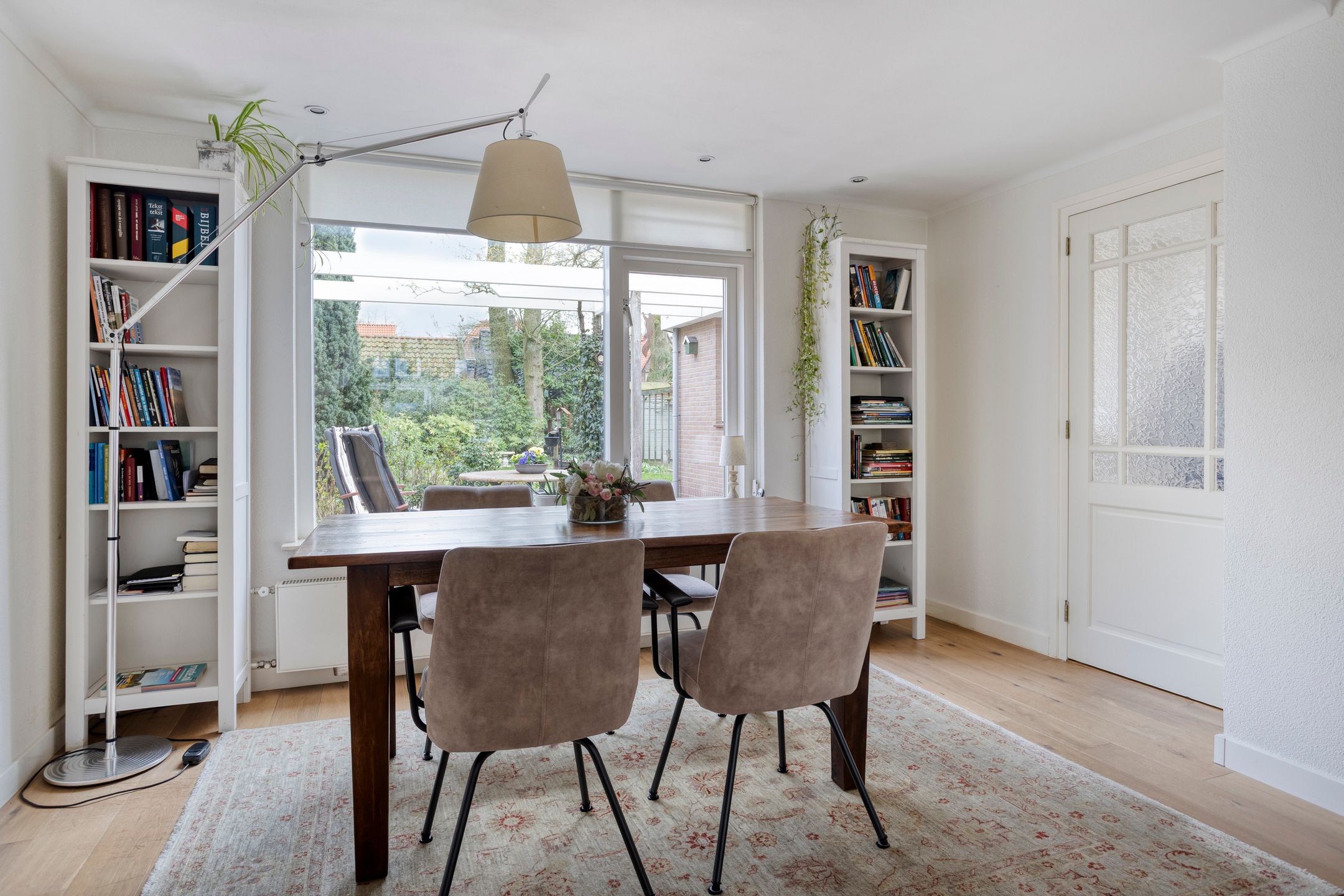 Foto 9 van Van Hogendorpstraat 25