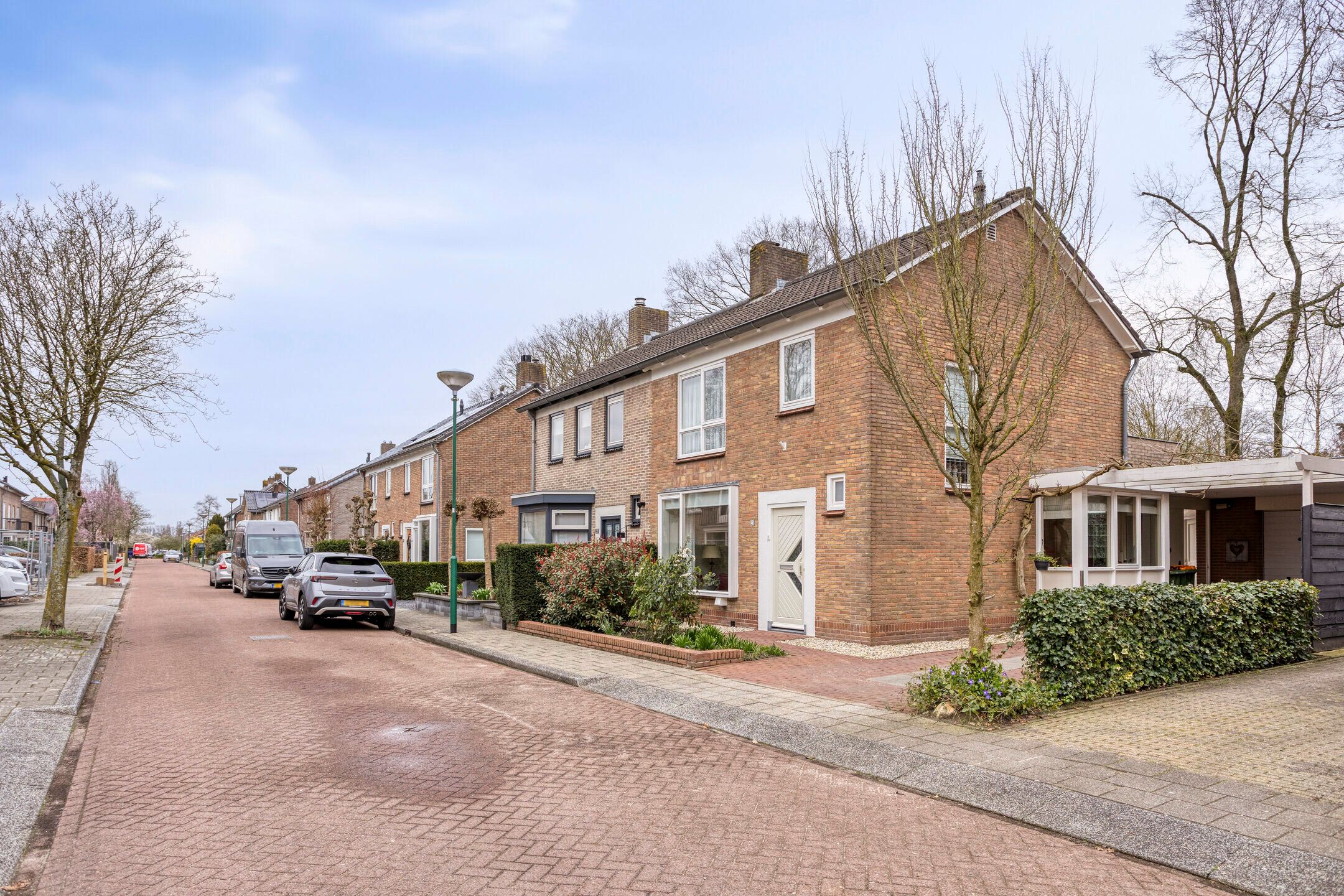 Foto 30 van Van Hogendorpstraat 25