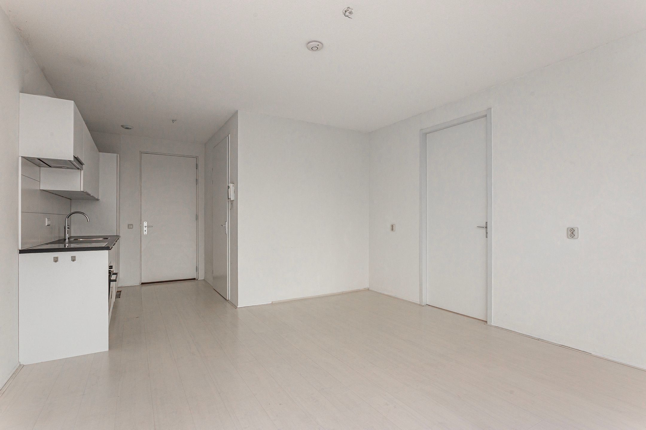 Foto 6 van Europaplein 854