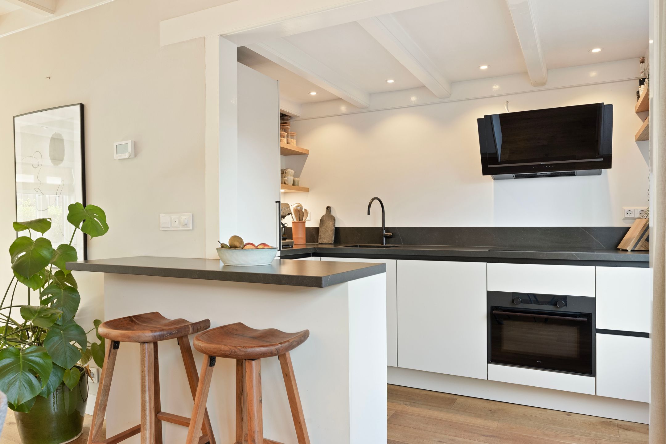 Photo 3 of Willink van Collenstraat 62