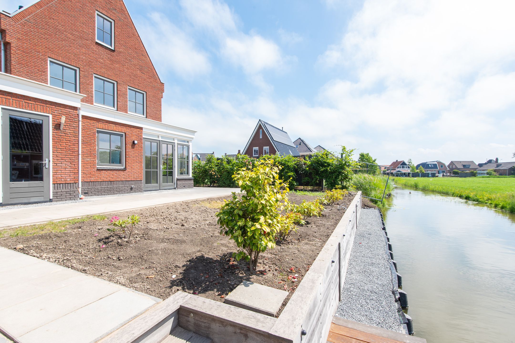 Foto 3 van Bloementuin 11