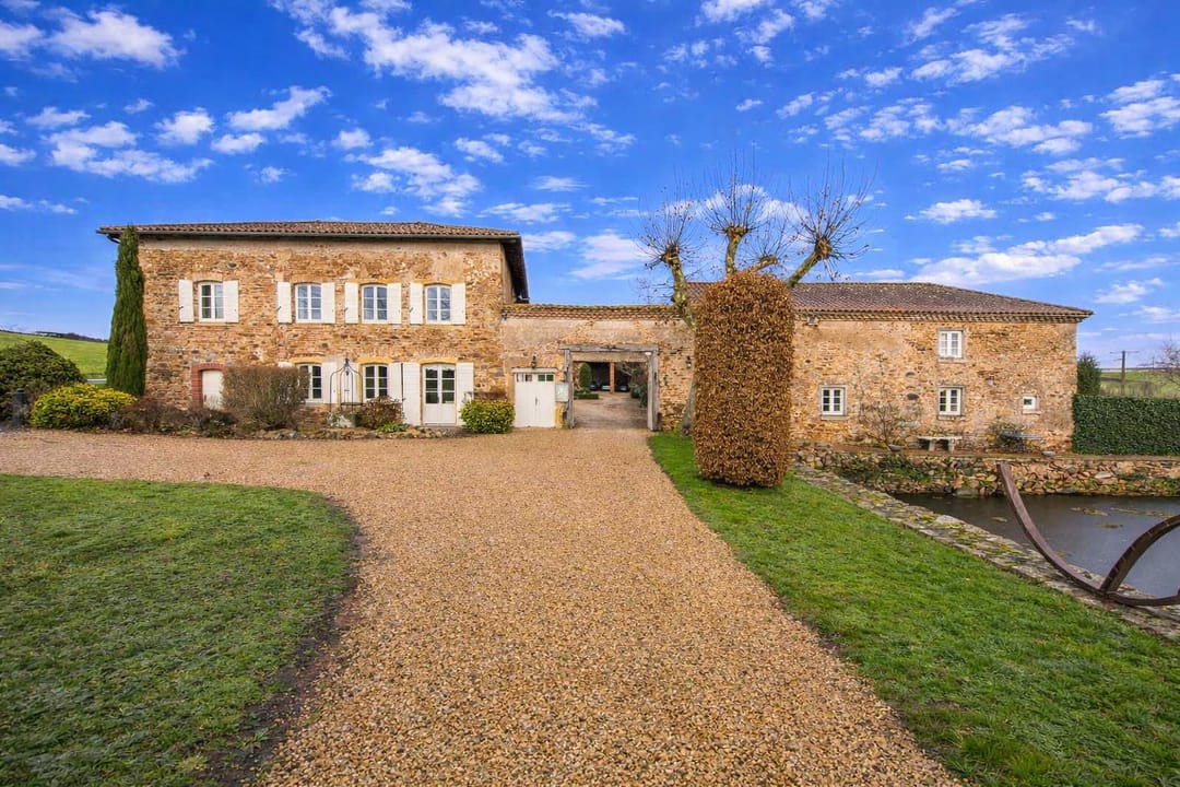 Foto 2 van 1585 Route de Pierrefitte