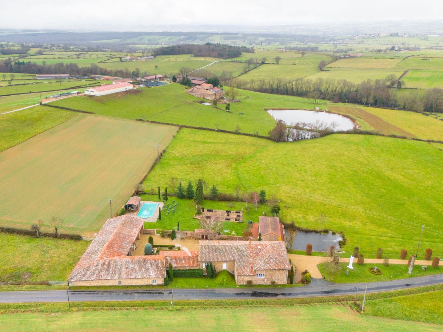 Foto 14 van 1585 Route de Pierrefitte