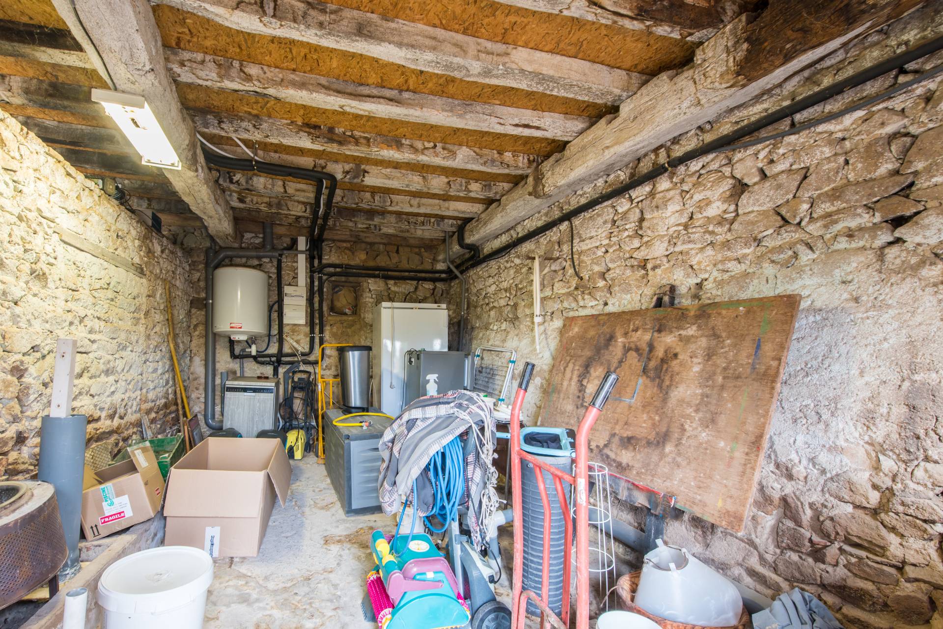 Foto 87 van 1585 Route de Pierrefitte