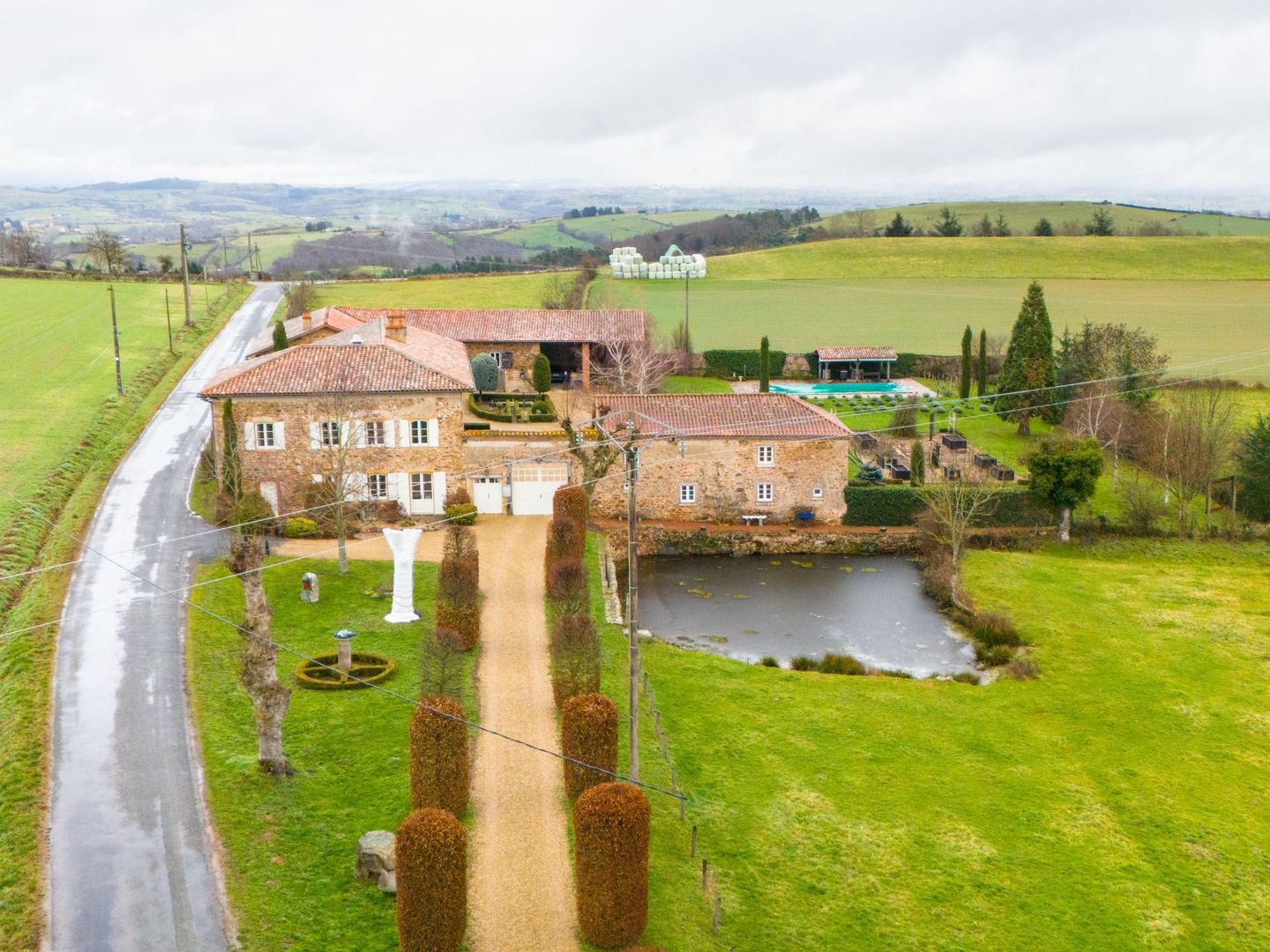 Foto 10 van 1585 Route de Pierrefitte