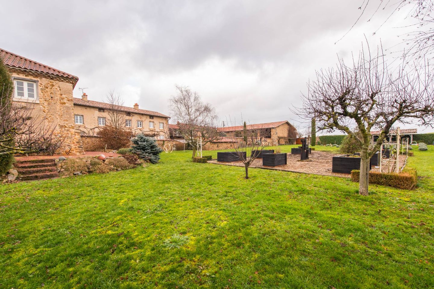 Foto 100 van 1585 Route de Pierrefitte