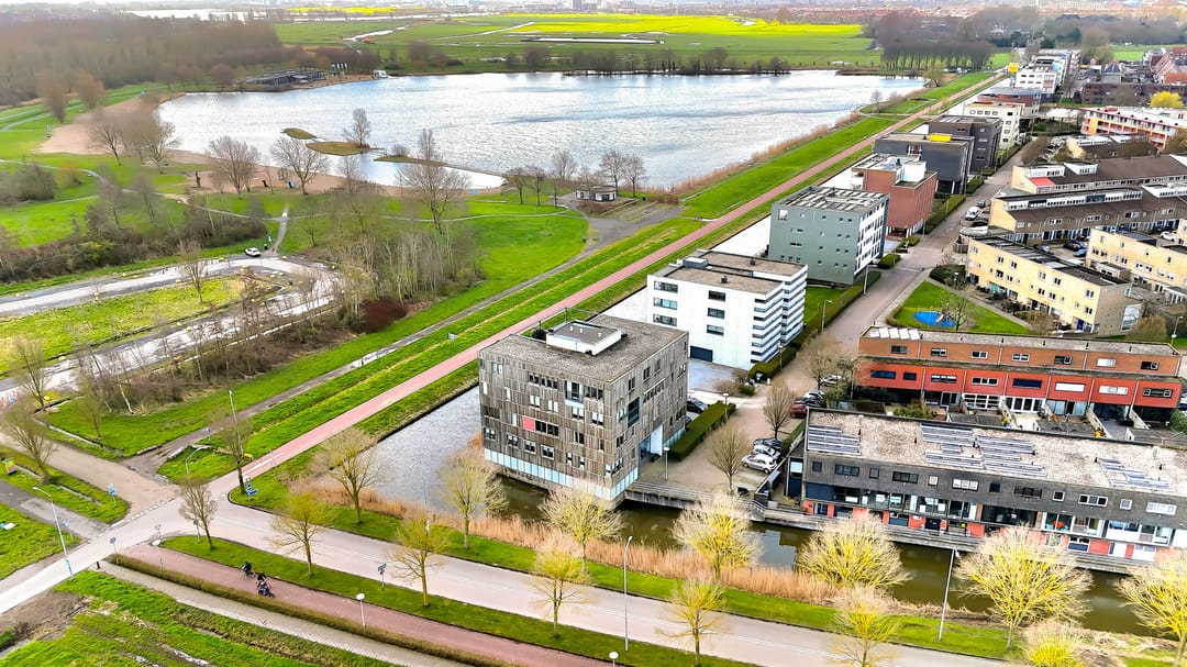 Photo 2 of L. Springerstraat 242