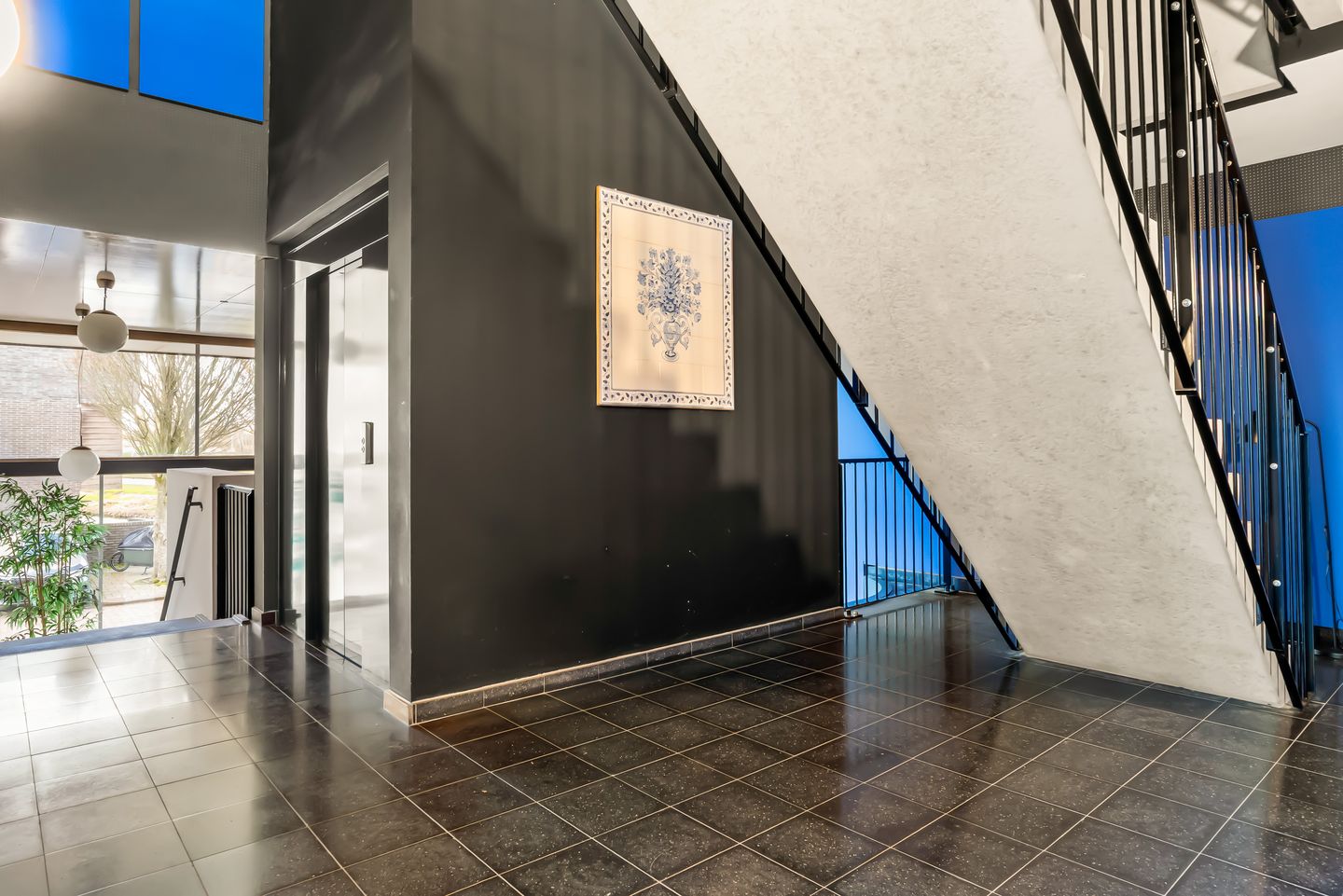 Photo 14 of L. Springerstraat 242