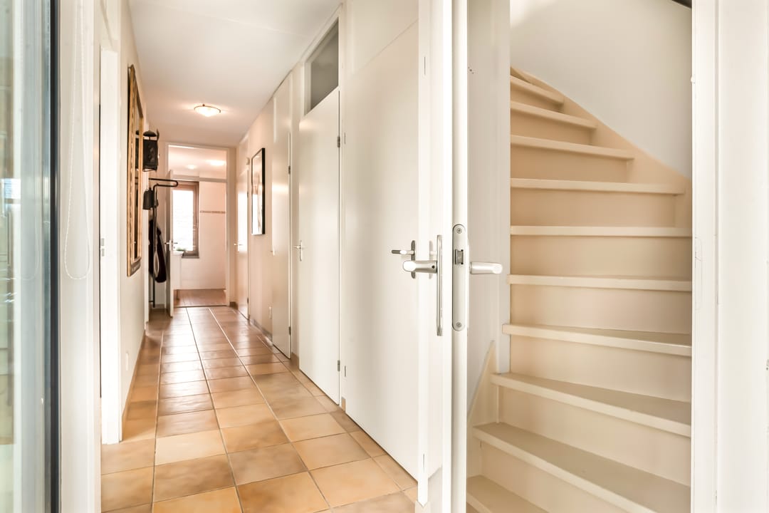 Photo 46 of L. Springerstraat 242