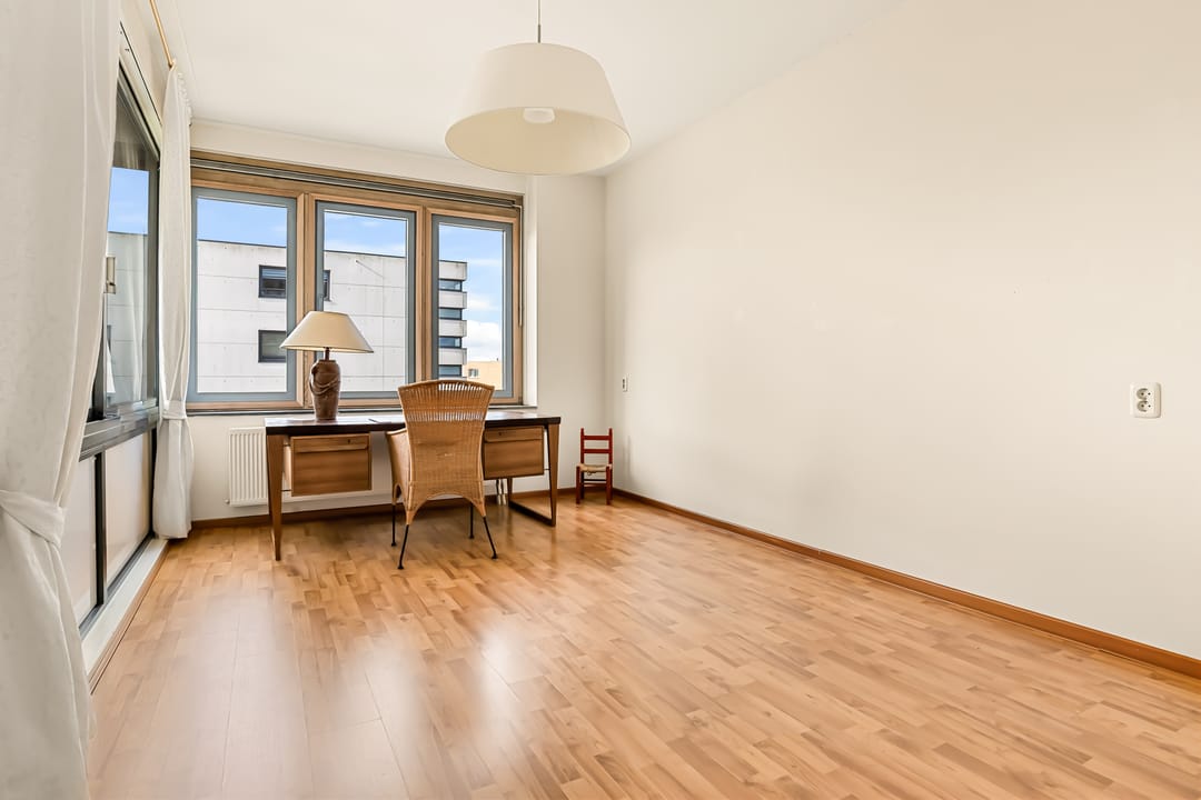 Photo 47 of L. Springerstraat 242