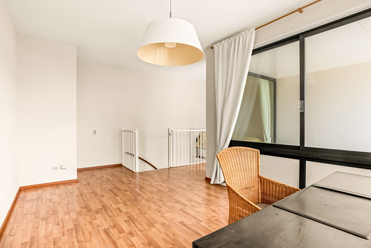 Photo 49 of L. Springerstraat 242