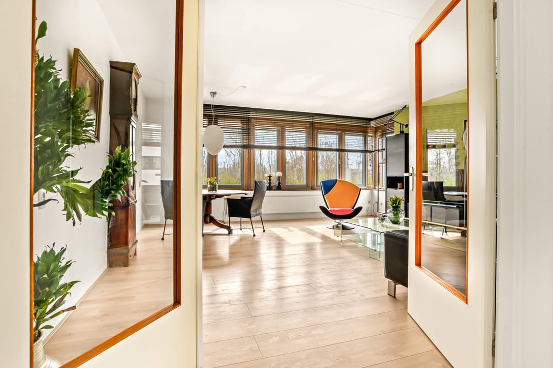 Photo 16 of L. Springerstraat 242