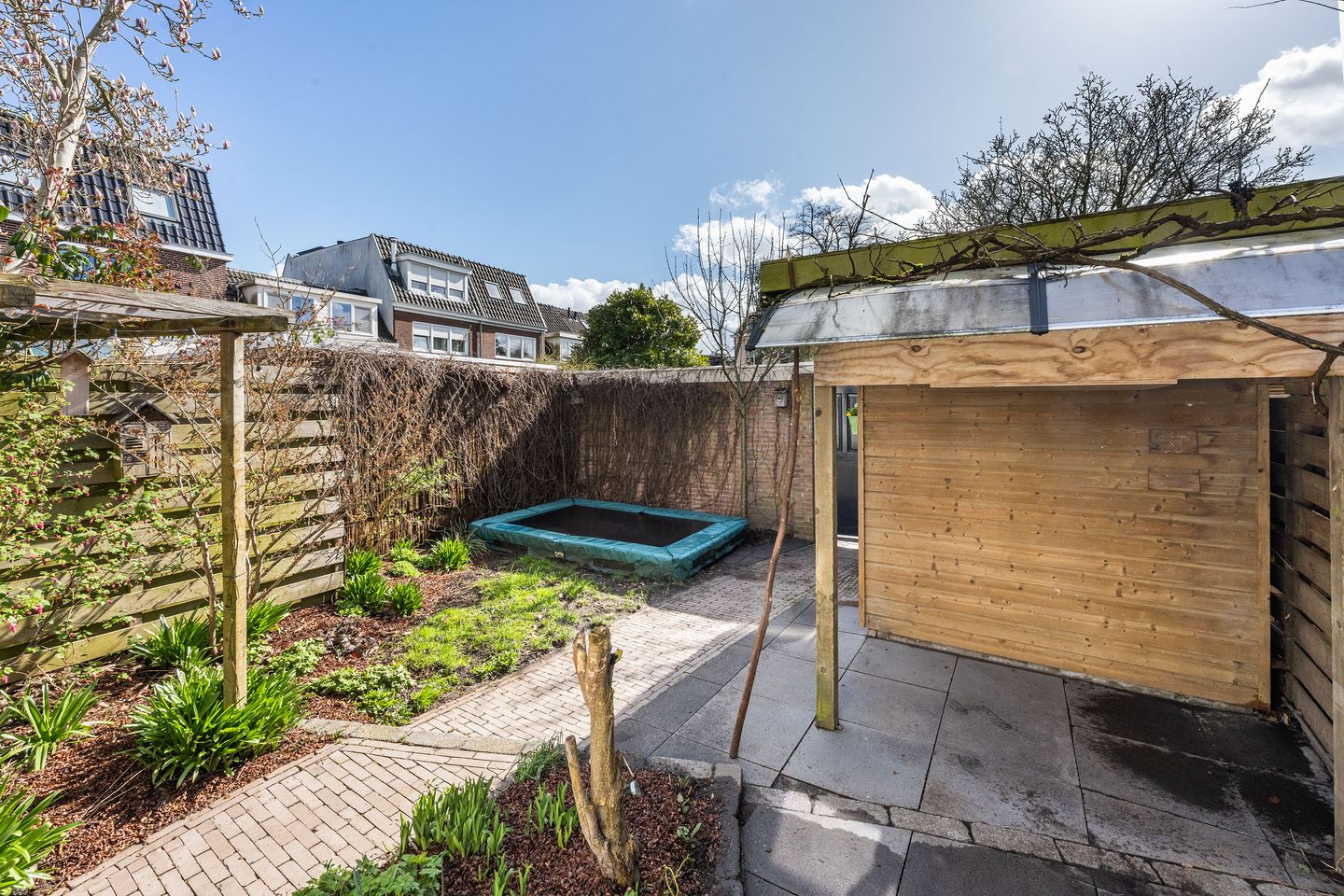 Spacious Townhouse with Character in Heart of Assendorp — 14