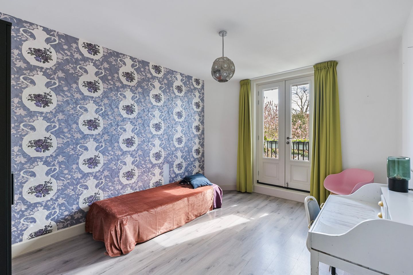 Spacious Townhouse with Character in Heart of Assendorp — 19