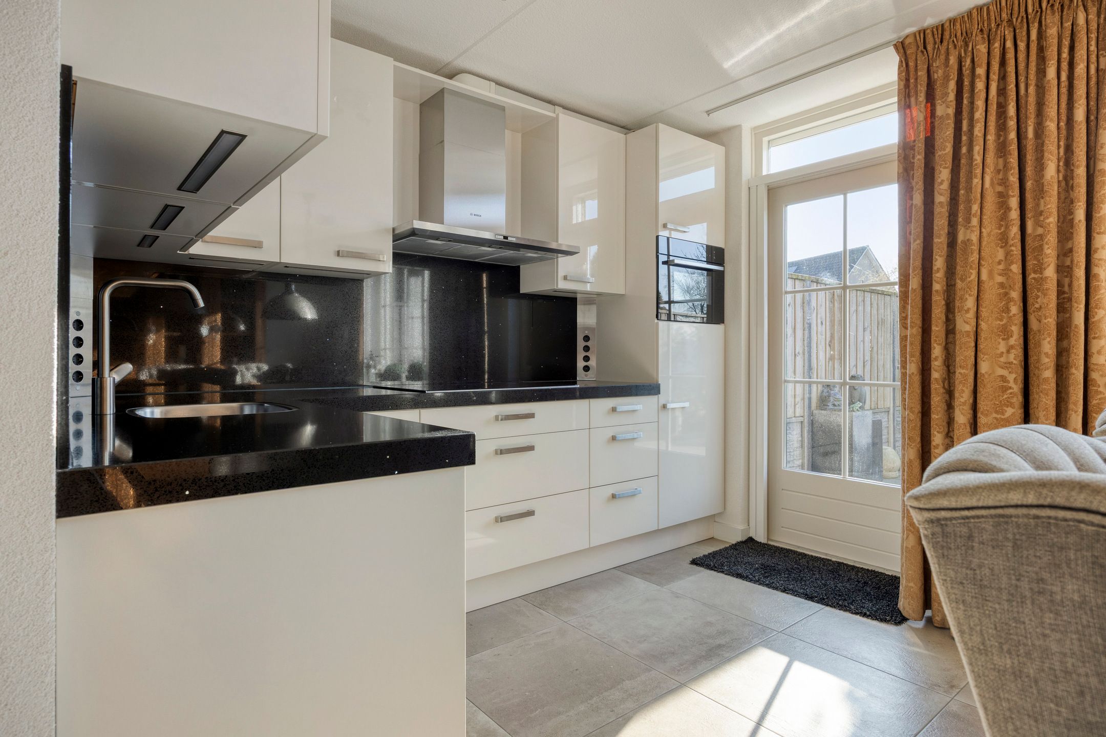 Photo 18 of Midwoldestraat 33