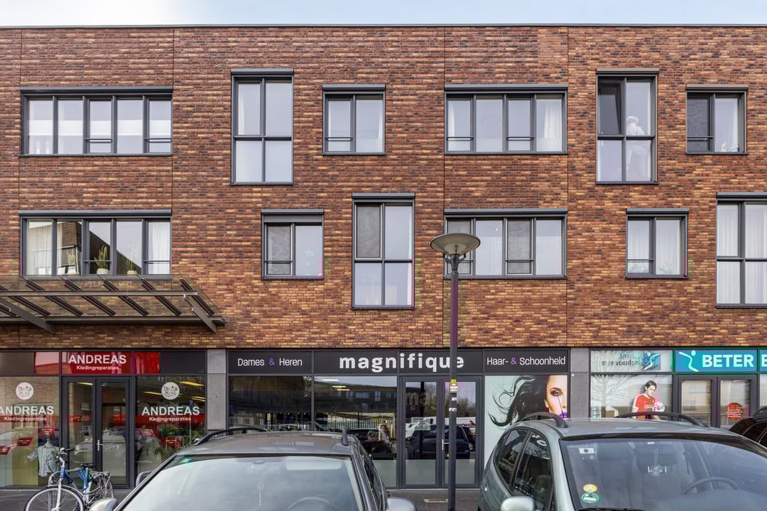 Foto 7 van H. Leefsmastraat 37