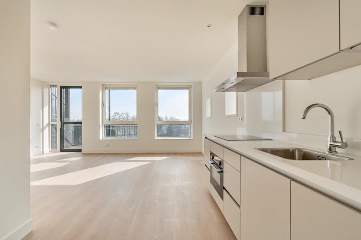 Photo 2 of Zaanweg 67-G