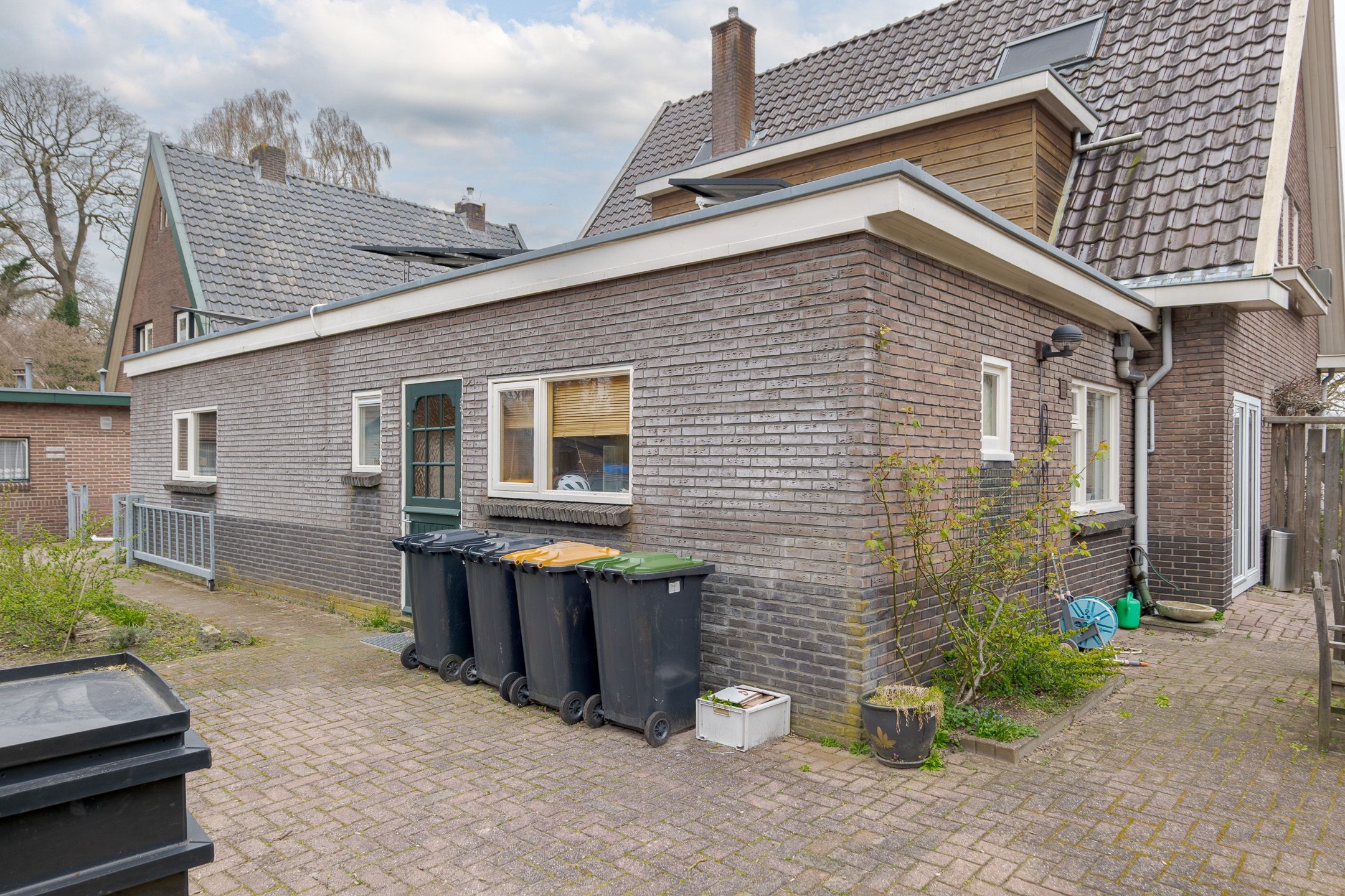 Photo 24 of Zandhoeklaan 4