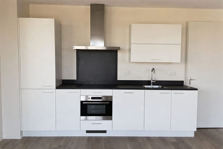 Photo 4 of Waagstraat 152