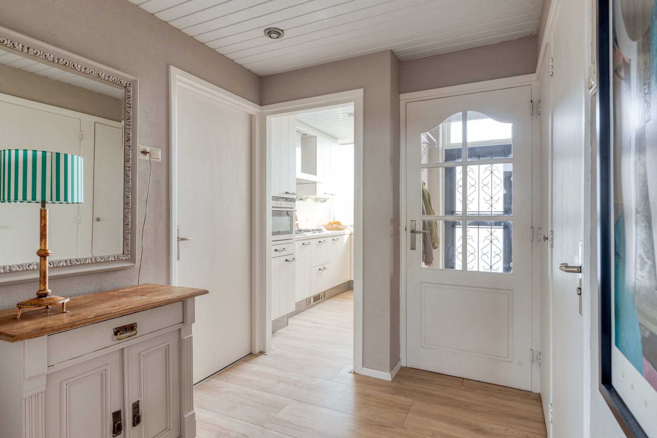 Foto 15 van Burgemeester Van Haarenlaan 1423