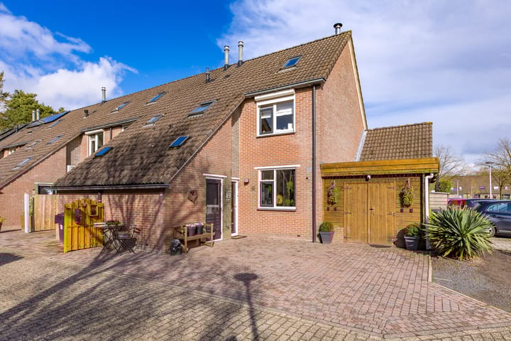 Photo 2 of Zonnedauw 2