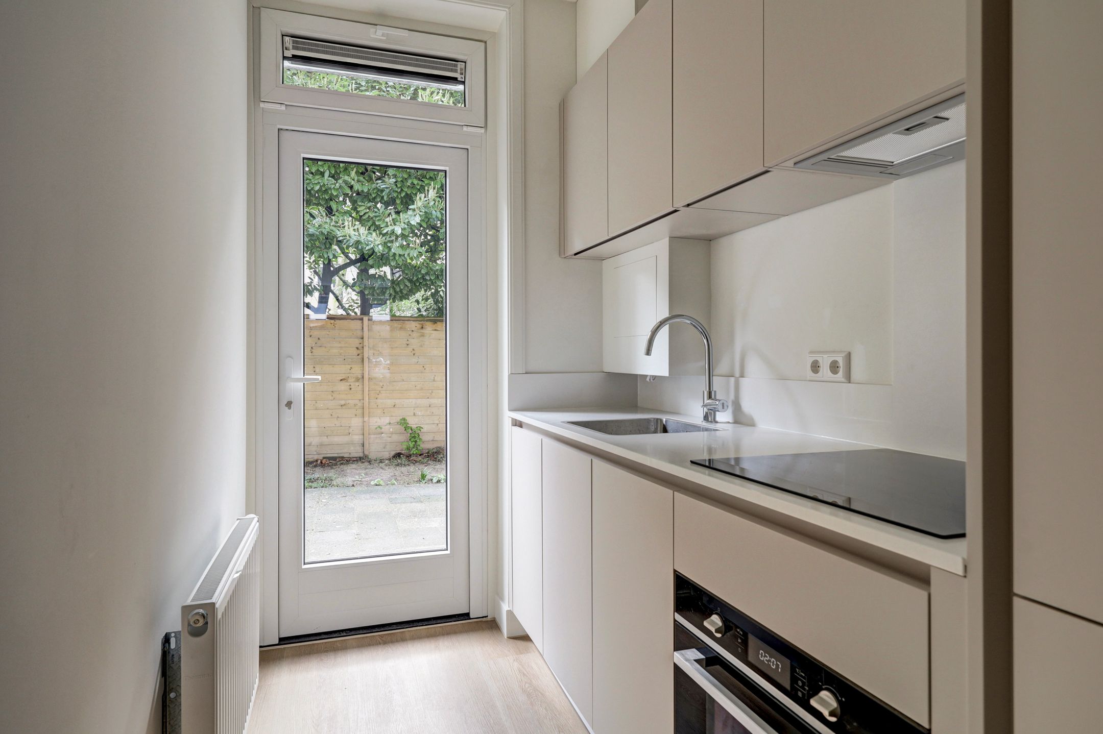 Foto 9 van Eerste Helmersstraat 11