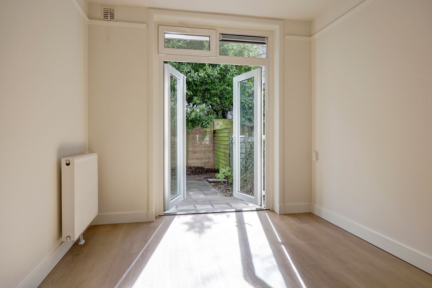 Foto 19 van Eerste Helmersstraat 11