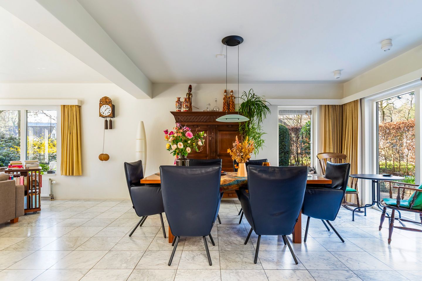 Foto 14 van Ribeslaan 18