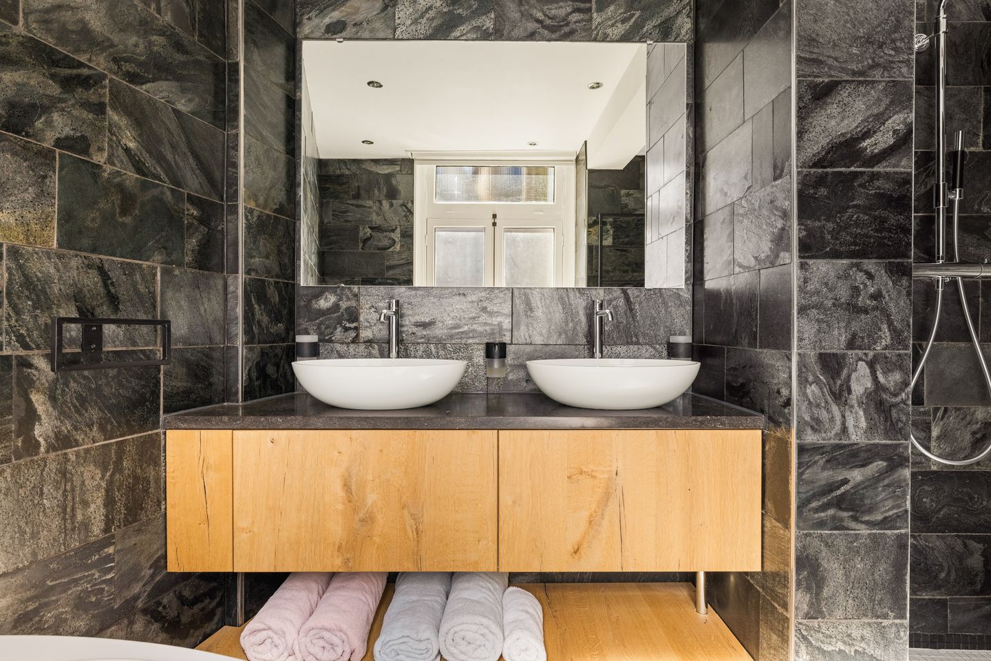 Foto 29 van Buiten Brouwersstraat 18-H