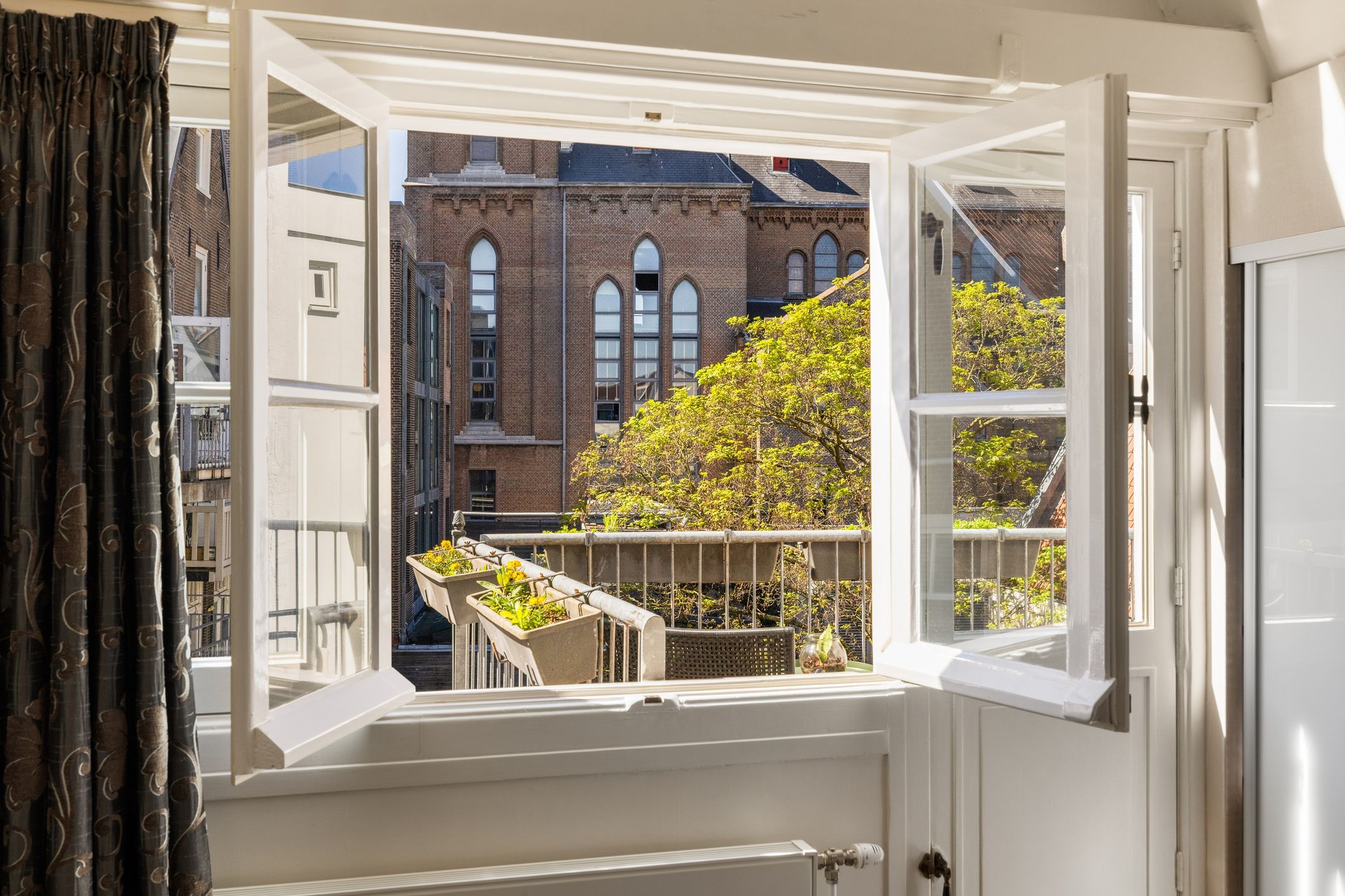 Foto 36 van Buiten Brouwersstraat 18-H