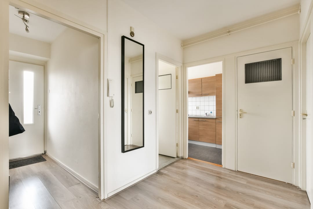 Bright 78 m² apartment with 3 bedrooms and stunning Sloterplas views in Amsterdam-Slotermeer — 17