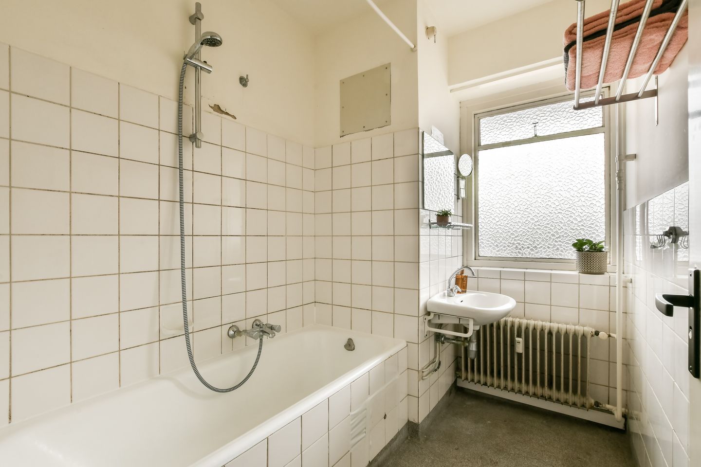 Bright 78 m² apartment with 3 bedrooms and stunning Sloterplas views in Amsterdam-Slotermeer — 19