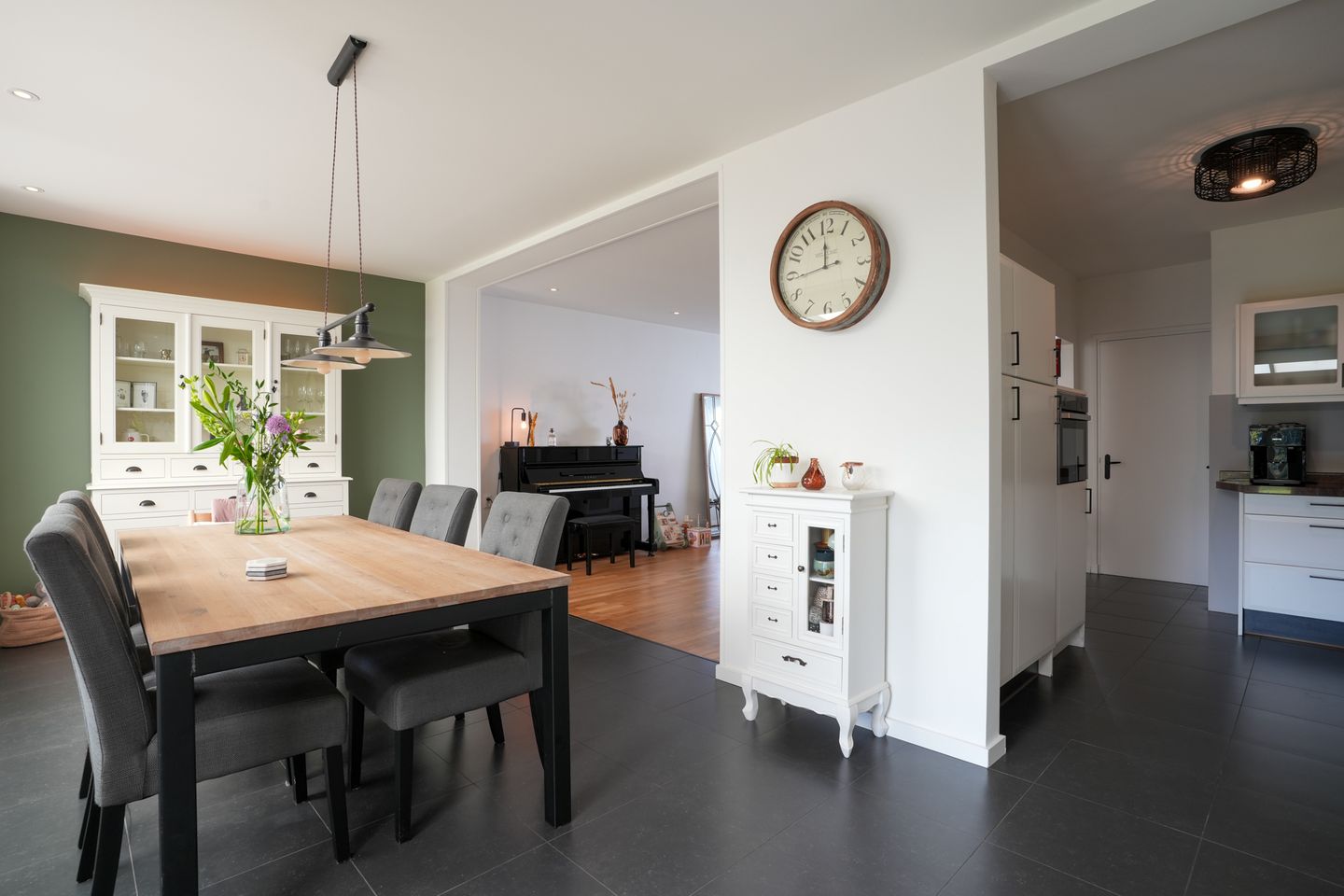 Foto 14 van Spoorstraat 63