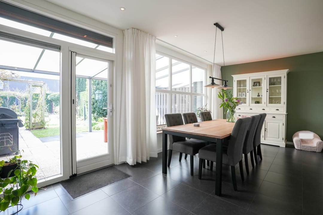 Foto 17 van Spoorstraat 63