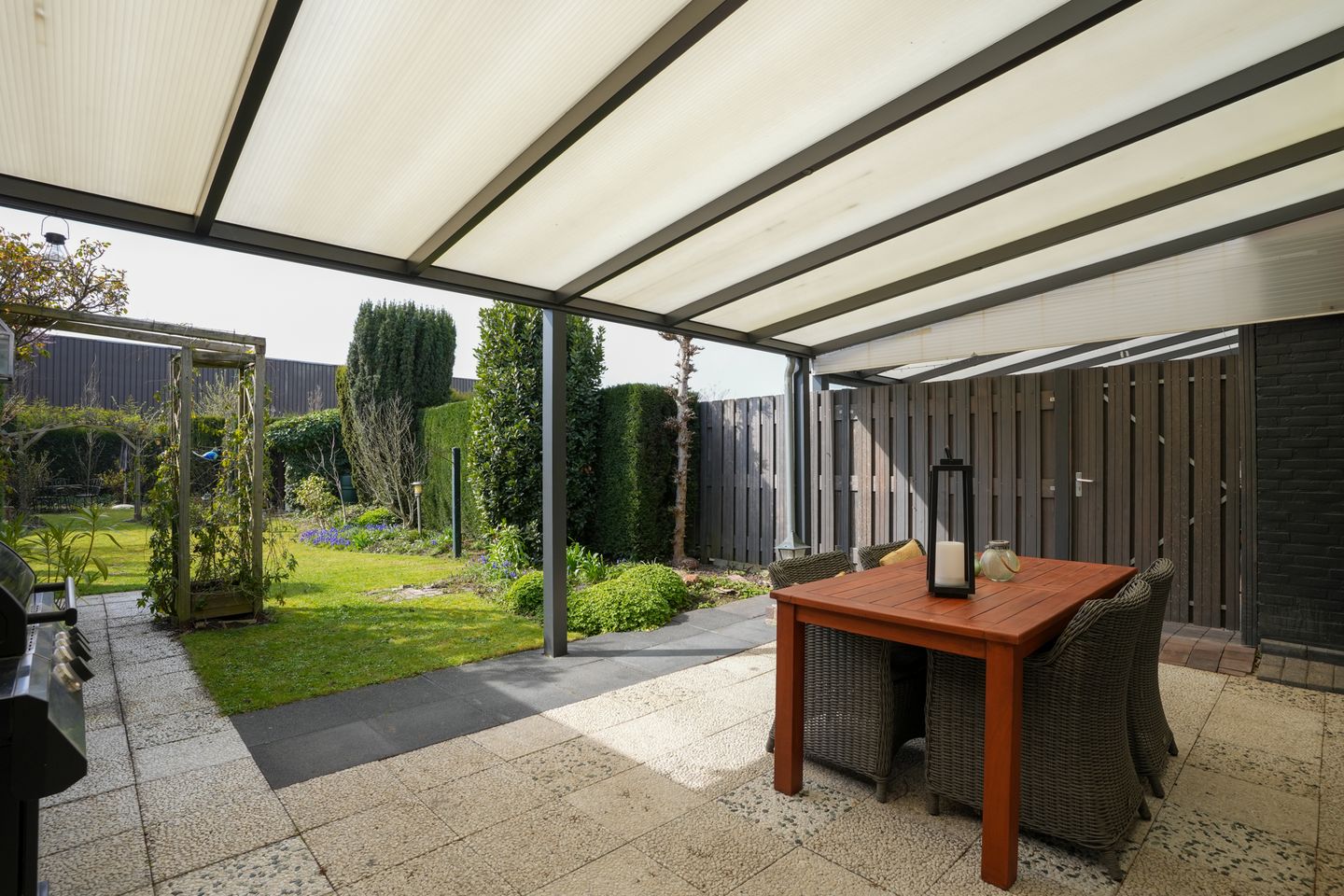 Foto 25 van Spoorstraat 63