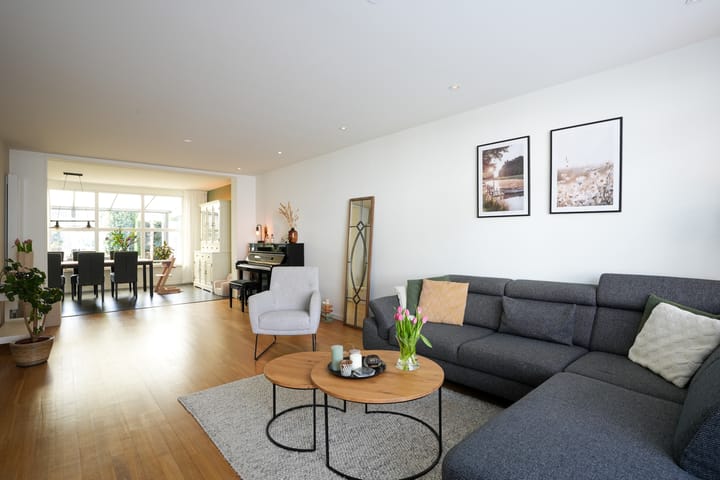 Photo 5 of Spoorstraat 63