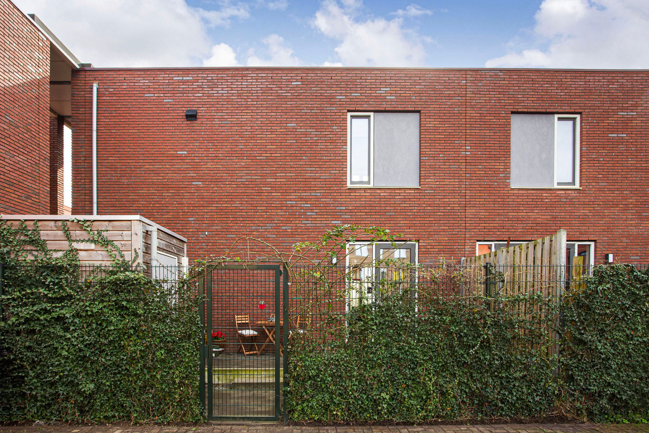Modern and Energy-Efficient Corner House in Utrecht Leeuwesteyn — 38