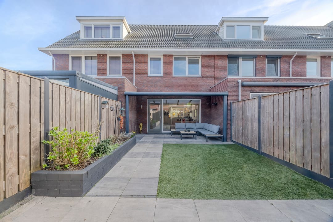 Photo 2 of Belle van Zuylenstraat 37