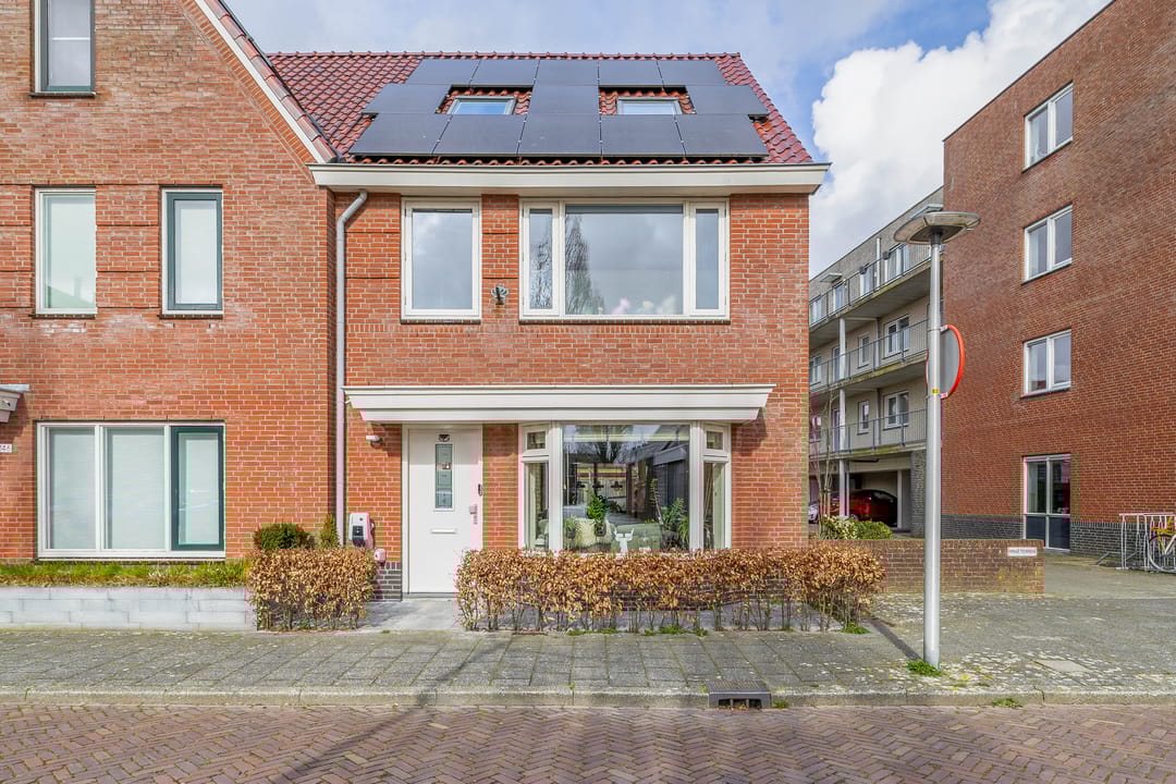 Foto 47 van Julianastraat 144