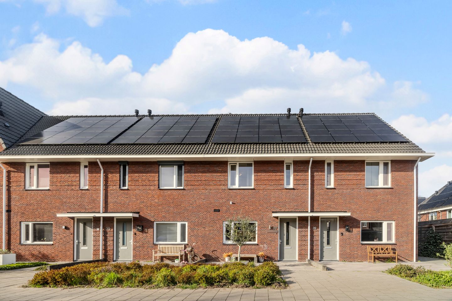 Photo 40 of Belle van Zuylenstraat 37