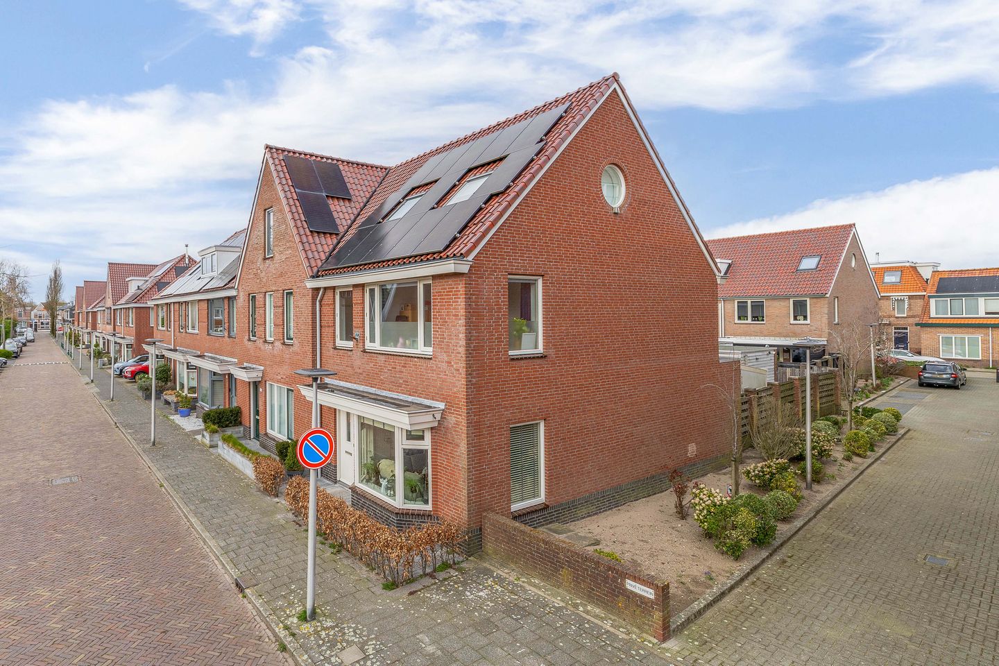 Foto 50 van Julianastraat 144