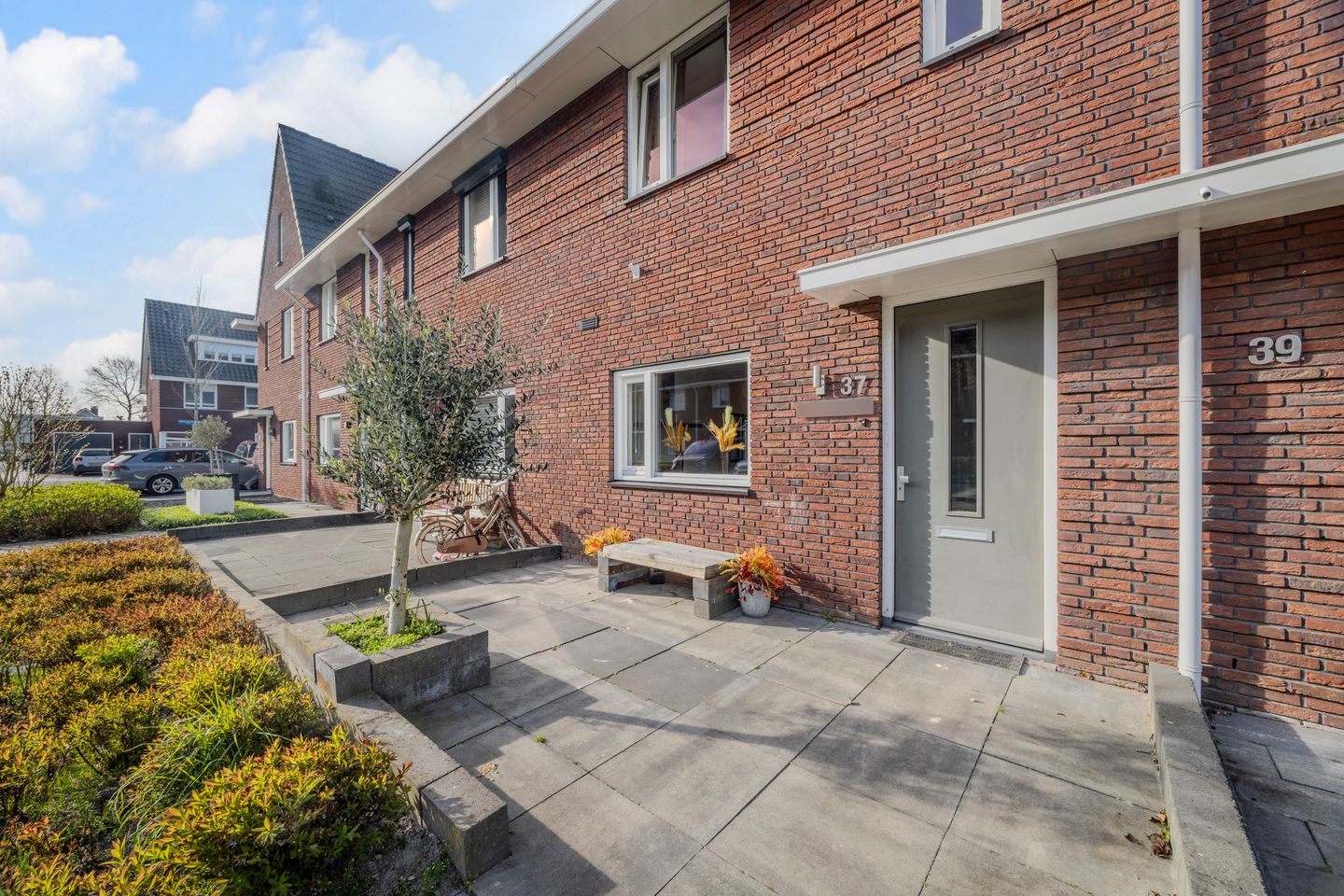 Photo 44 of Belle van Zuylenstraat 37