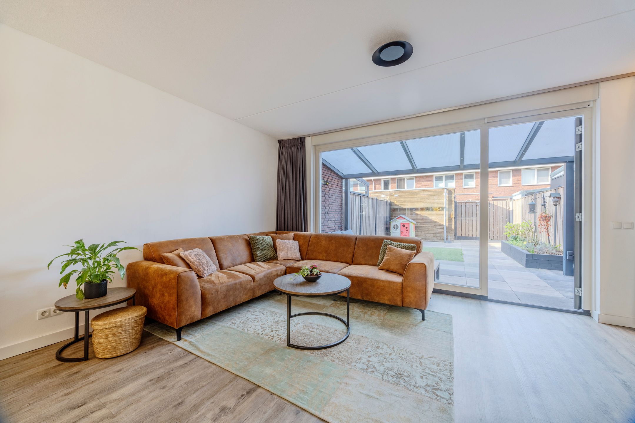 Photo 3 of Belle van Zuylenstraat 37