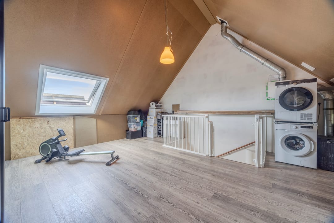 Photo 38 of Belle van Zuylenstraat 37